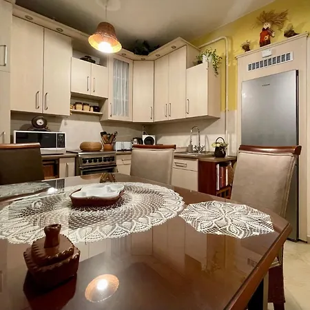 Lägenhet Lola Lakasapartman