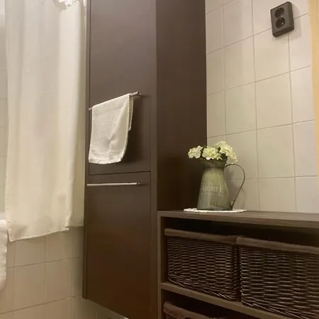 شقة Lola Lakasapartman *